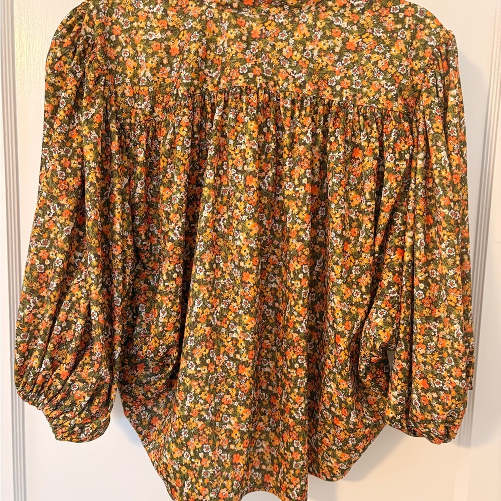 Vintage 1950’s-1960’s Floral Women's Top featuring P*ssy Bow - Picture 3 of 3